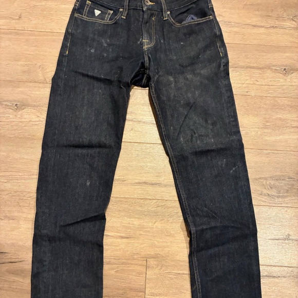 GUESS Denim Straight Jeans - 30" x 29" - Picture 1 of 3